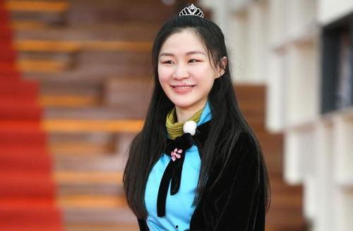 娱乐吃瓜酱金靖,从喜剧新星到综艺女王，她的爆笑人生与幸福时刻